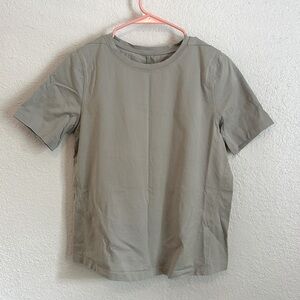 Lululemon Like New | Khaki Women’s Short Sleeve Shirt